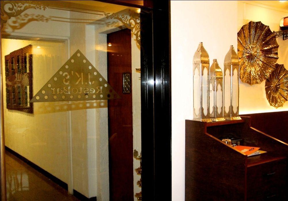 Hotel Samraj Bombay Exterior foto