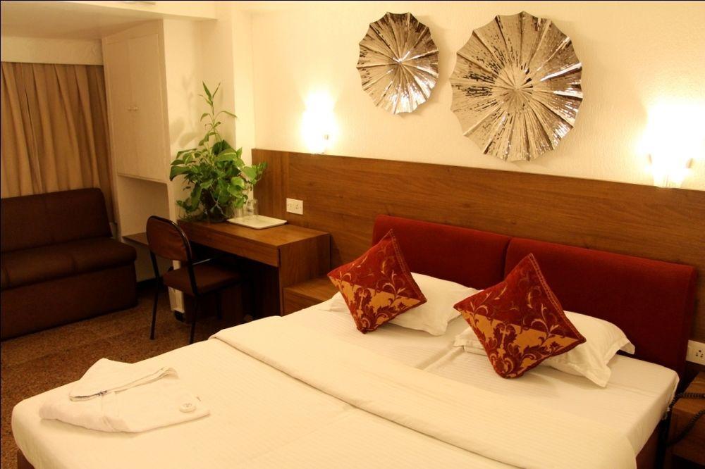Hotel Samraj Bombay Exterior foto
