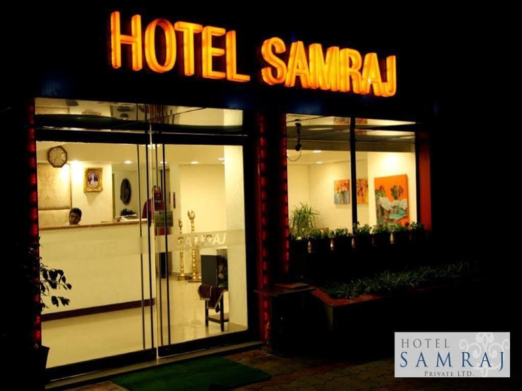 Hotel Samraj Bombay Exterior foto